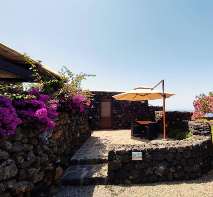 Dammuso - La Piccola Giara - Villa Pantelleria Luaran gambar