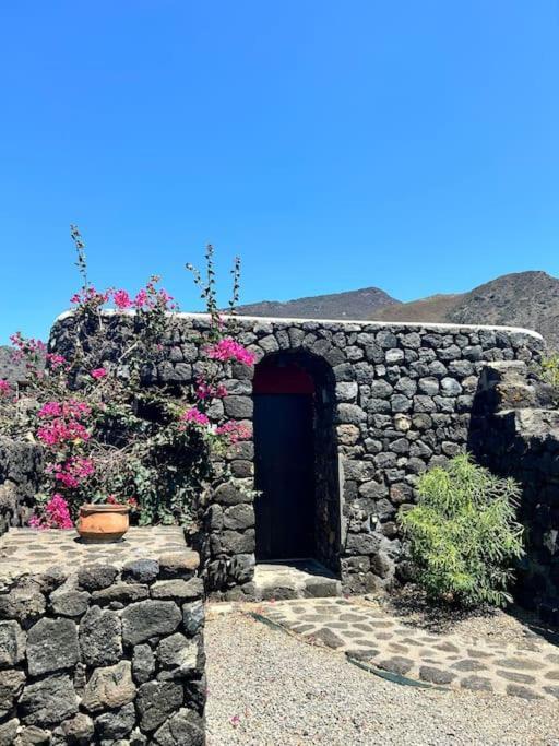 Dammuso - La Piccola Giara - Villa Pantelleria Luaran gambar