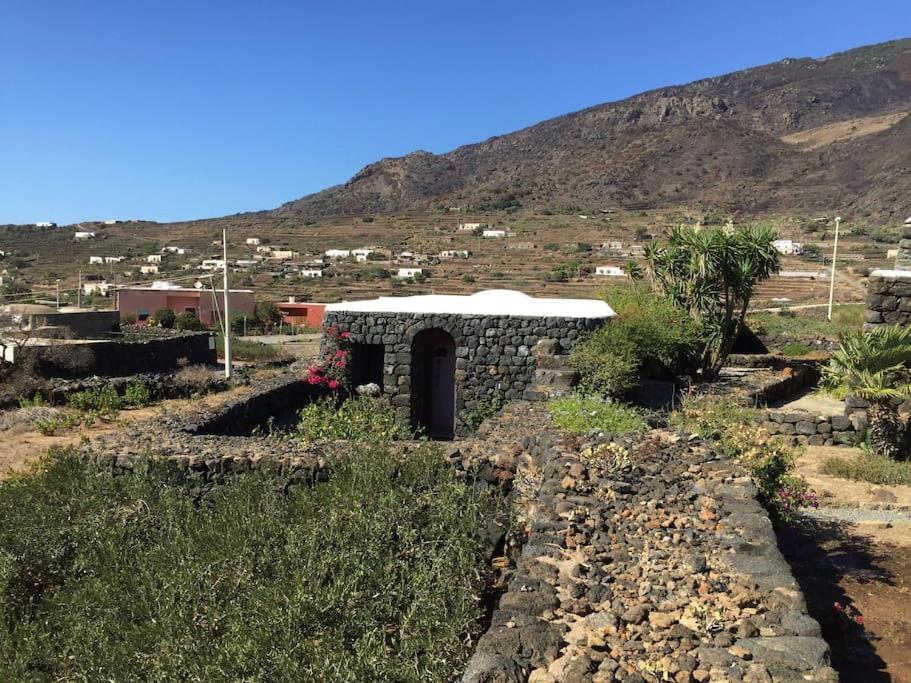 Dammuso - La Piccola Giara - Villa Pantelleria Luaran gambar