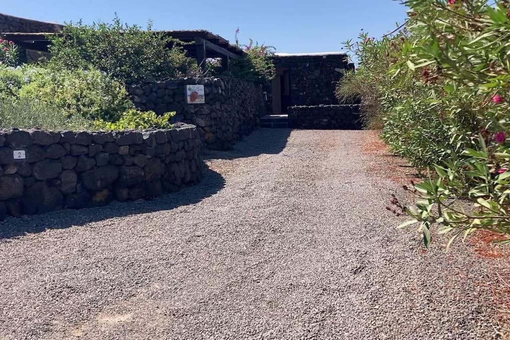 Dammuso - La Piccola Giara - Villa Pantelleria Luaran gambar